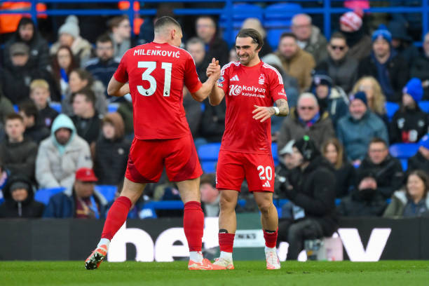 在这个秋高 在这个秋高